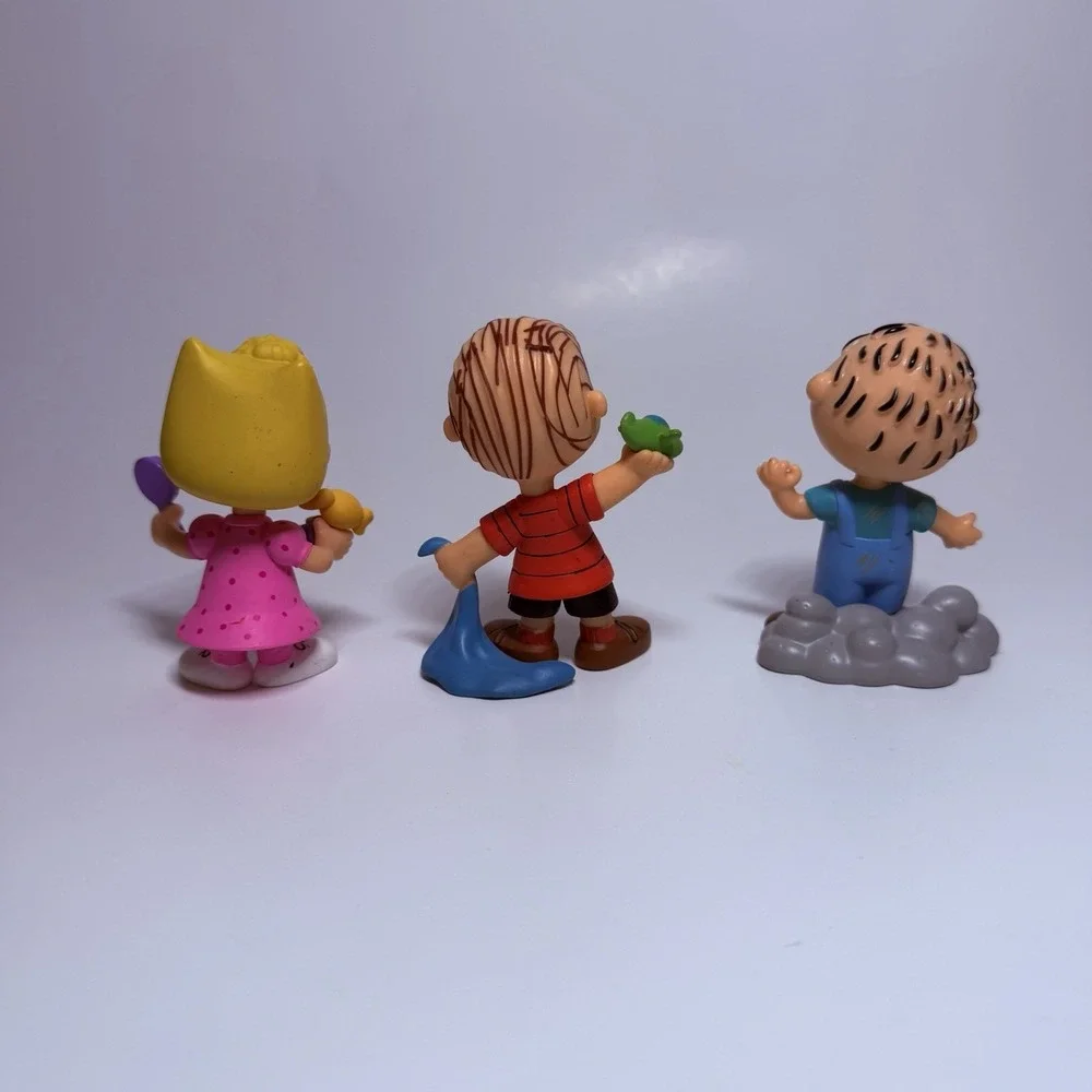Vintage Peanuts Gang PVC Mini Figures Lot Charlie Brown Snoopy Lucy & More Set